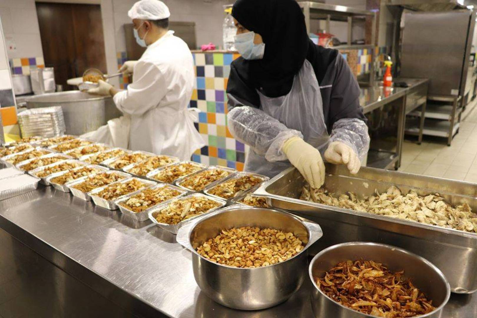 مطبخ جمعية المبرات الخيرية في شهر رمضان المبارك